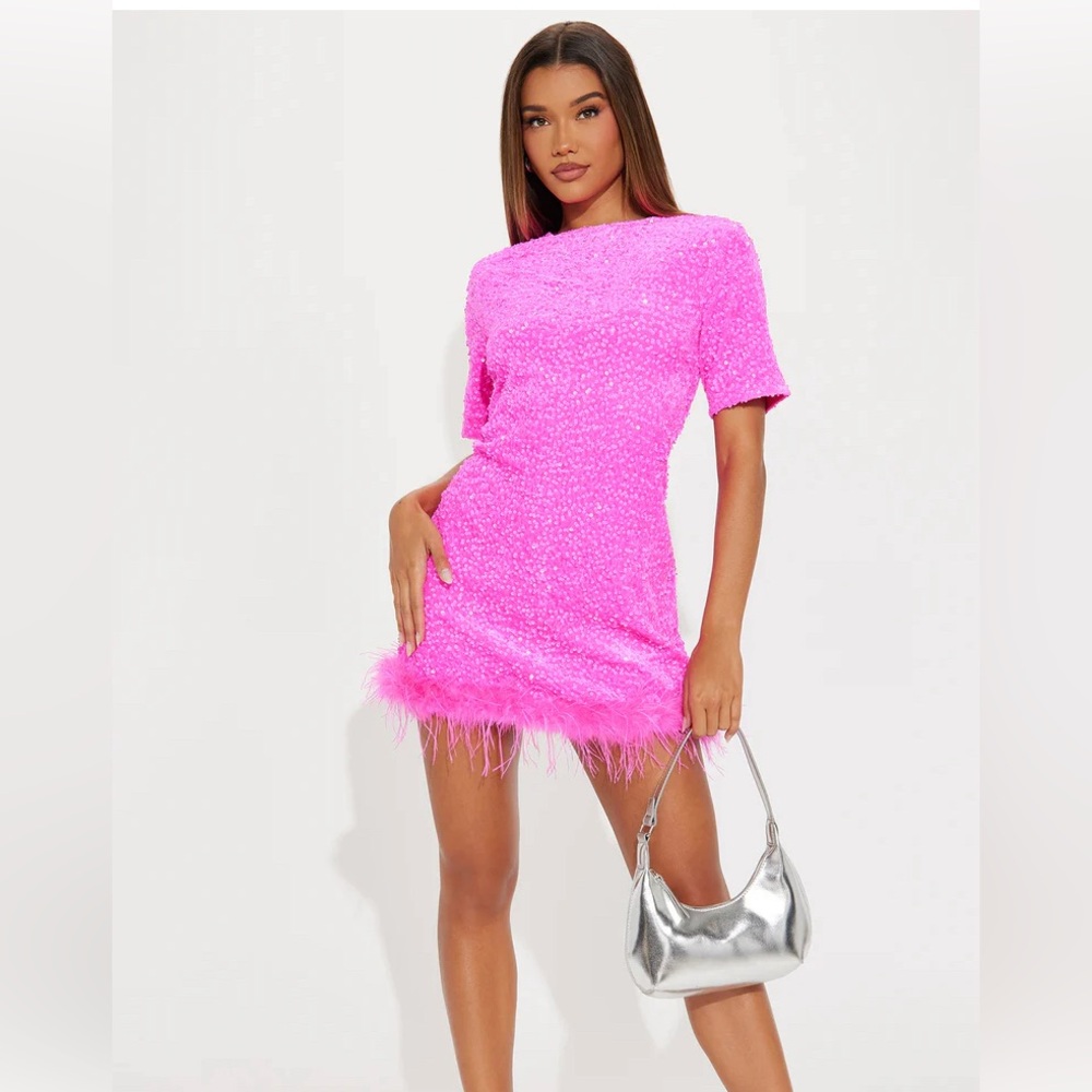 Fashion Nova NWT pink feather dress